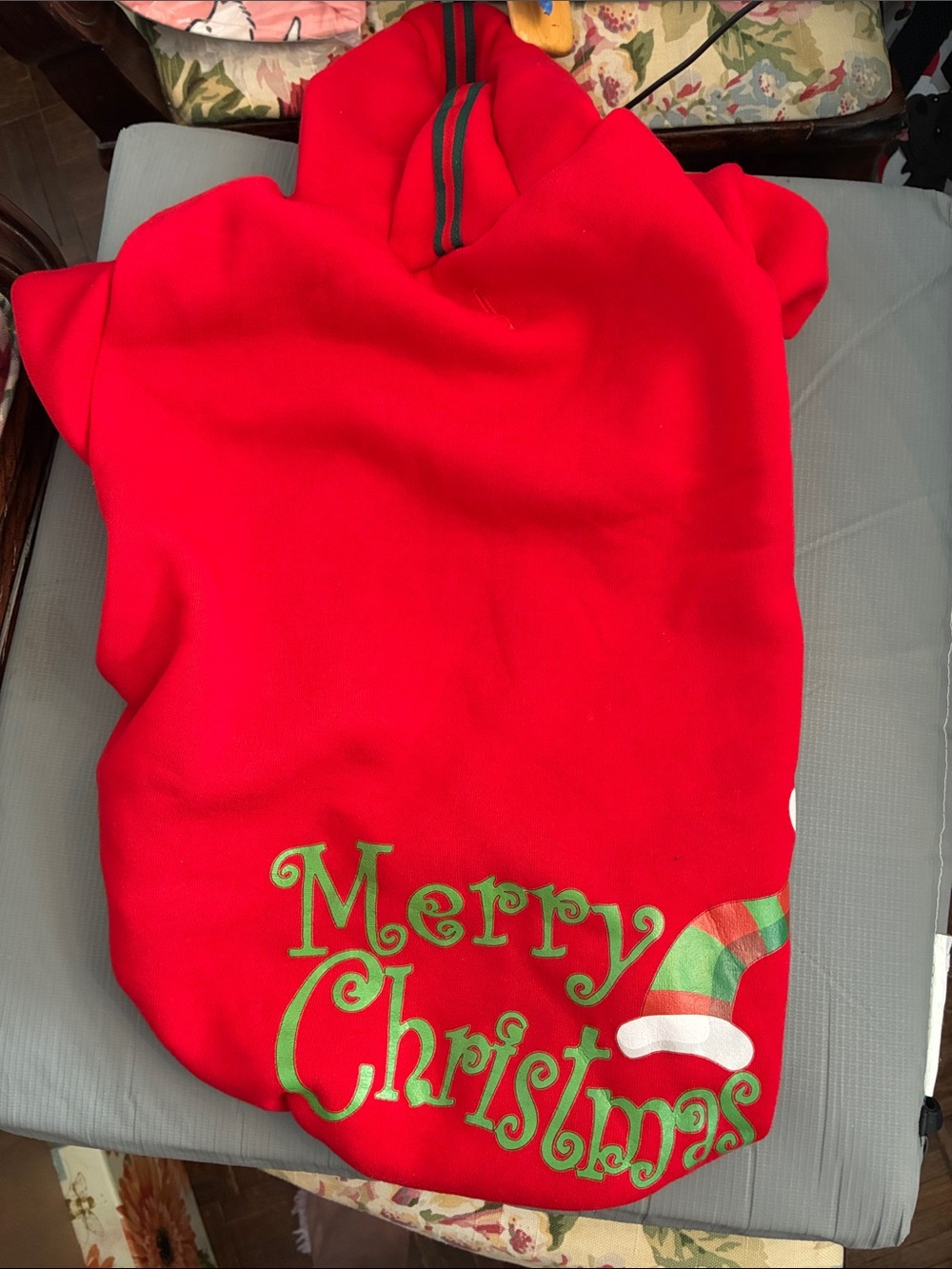 Red "Merry Christmas" Dog Hoodie - Festive Holiday Pet Sweatshirt BRAND NEW